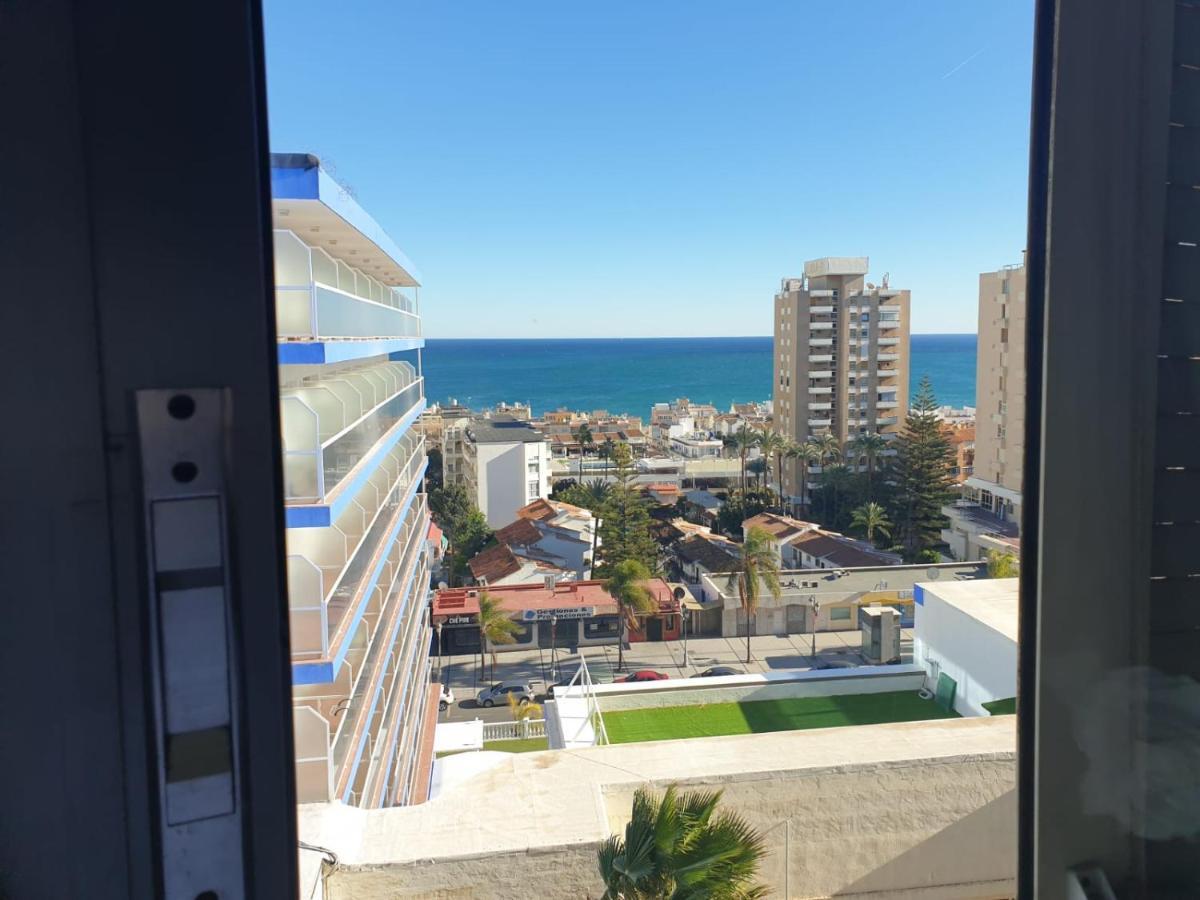 Apartamento con vistas al mar a metros de la playa Carihuela Soleil Apartamento Torremolinos Exterior foto