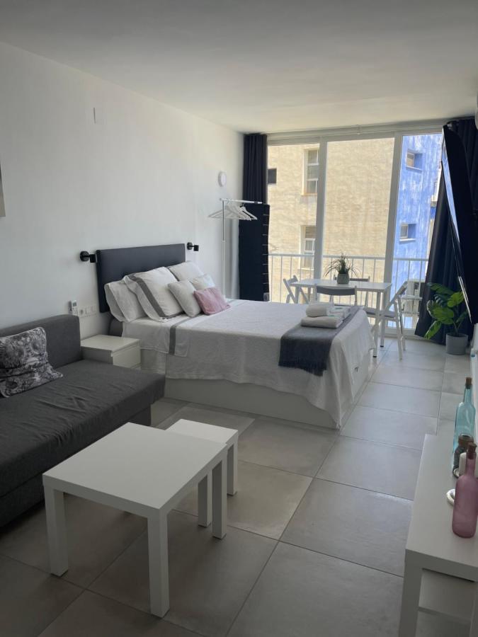 Apartamento con vistas al mar a metros de la playa Carihuela Soleil Apartamento Torremolinos Exterior foto